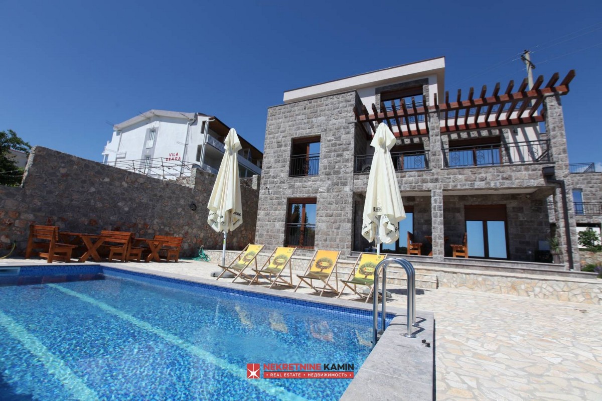 New Villa with Pool and Sea View near the Finest Beaches, Krimovica, Kotor